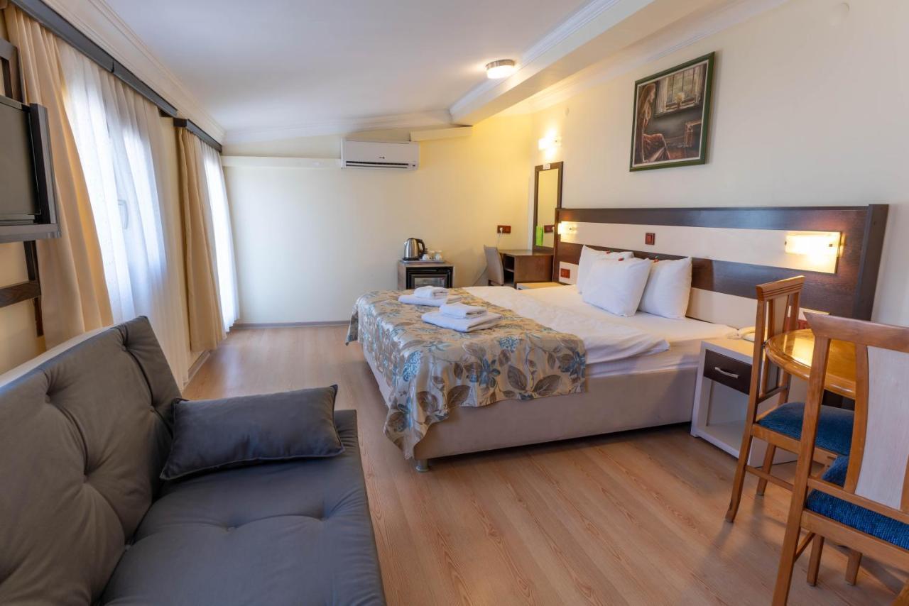 Hotel Karacam Foça Buitenkant foto