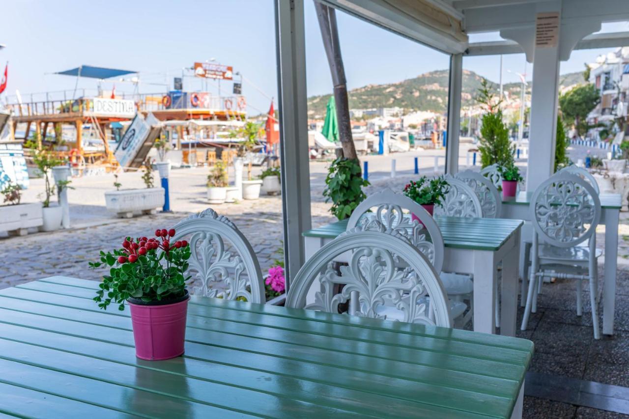 Hotel Karacam Foça Buitenkant foto