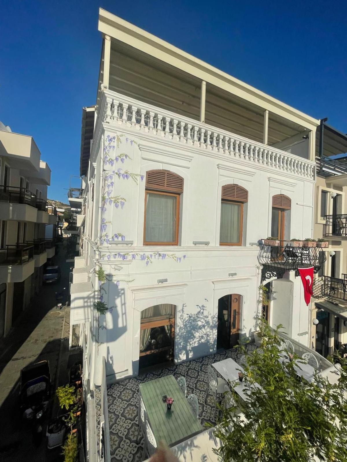 Hotel Karacam Foça Buitenkant foto